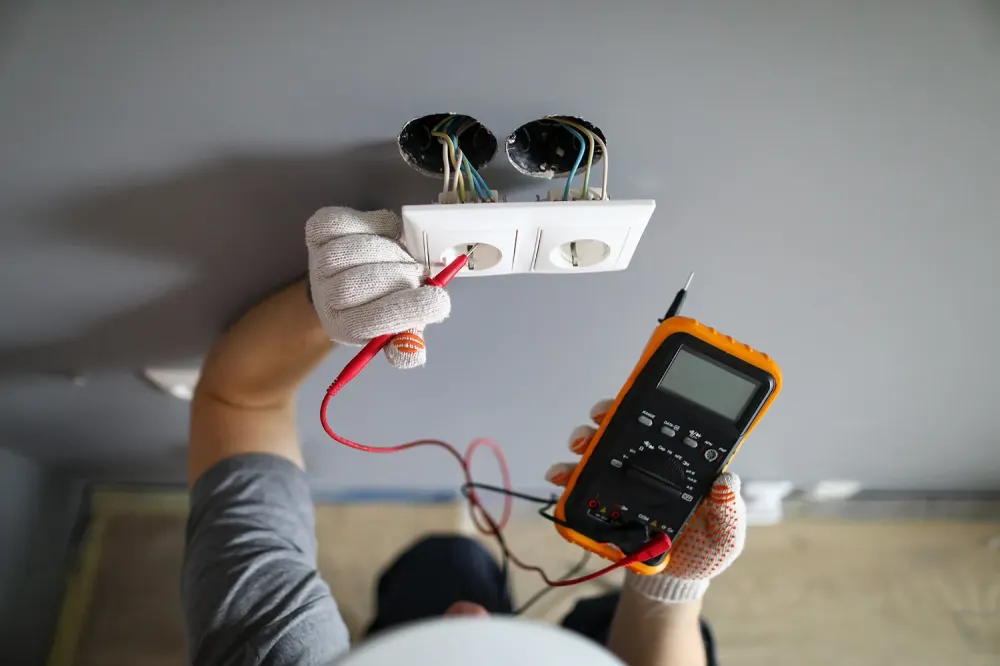 Mise de norme des prises électrique